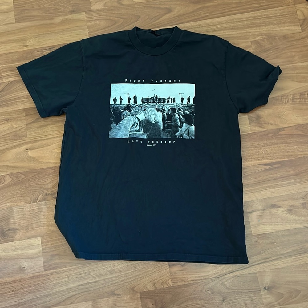 Brandy Melville Graphic Tshirt